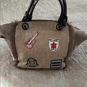 Stylish Beige Women's Bag with Patches